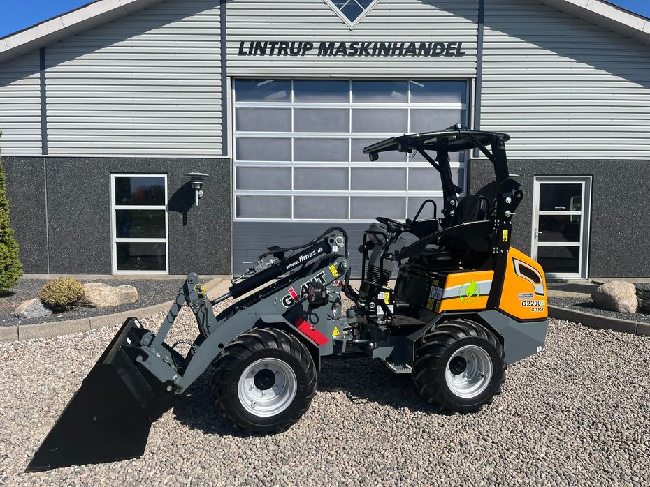Giant G2200E X-tra E Elektrisk minilæsser. DEN HAR KUN KØRT DEMO OG ER SOM NY - Læssemaskiner - Minilæssere - 1