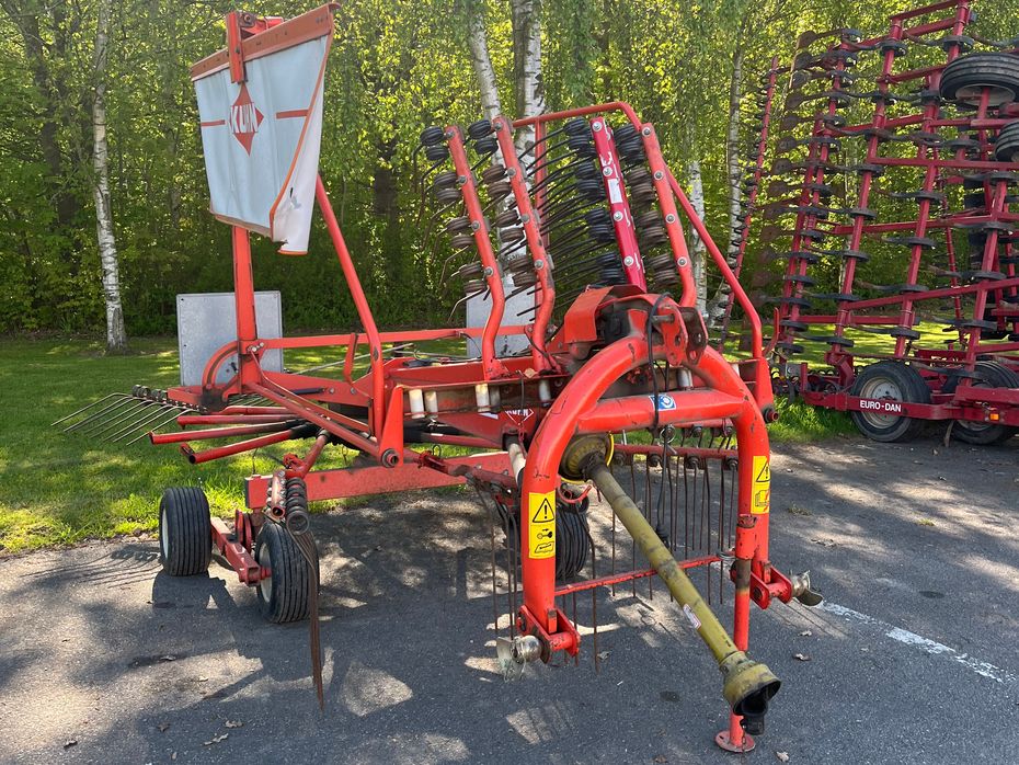 Kuhn GA4321 - Hø- og halmhåndtering - River og vendere - 2