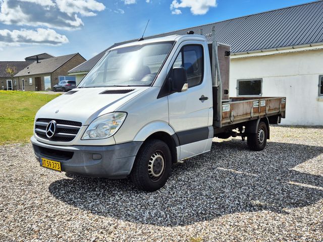 Mercedes-Benz SPRINTER 316