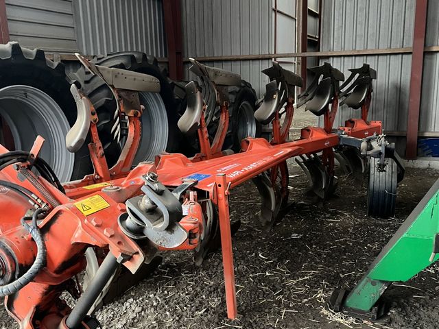 Kuhn VARIMASTER 120