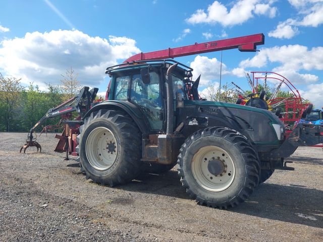 Valtra T193