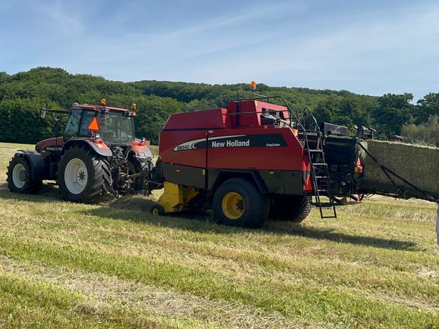 New Holland BB940