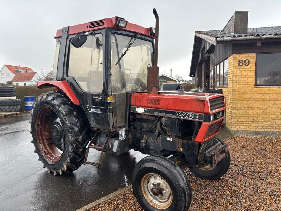 Case IH 685 XL - Traktorer - Traktorer 2 wd - 3