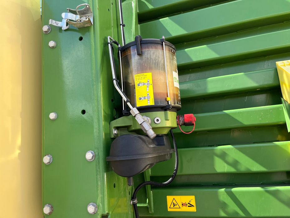 KRONE Big Pack 4X4 High Speed boogie montering med styrbar aksel og bremser. - Pressere - Bigballe - 5