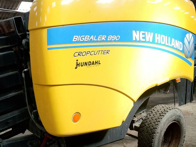 New Holland Bigbaler