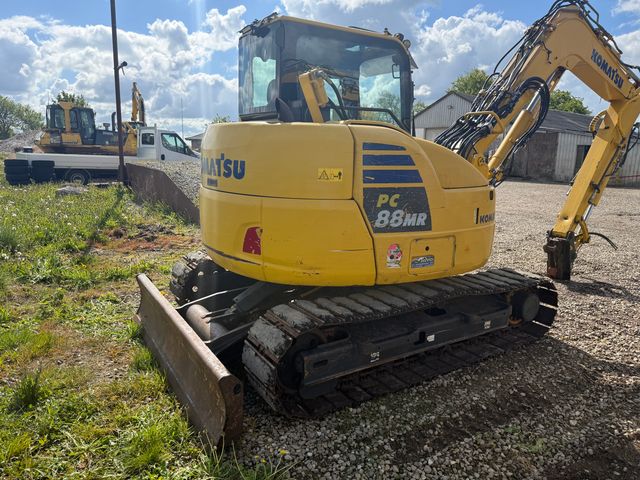 Komatsu PC88MR-10
