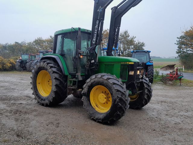 John Deere 6910 PowerQuad  TLS med ÅLØ 980 frontlæsser og trykluftbremser