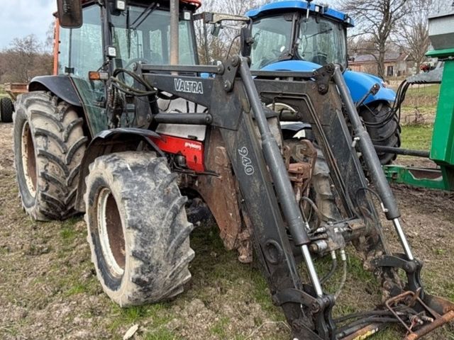 Valtra A95 4 WD med frontlæsser og frontlift