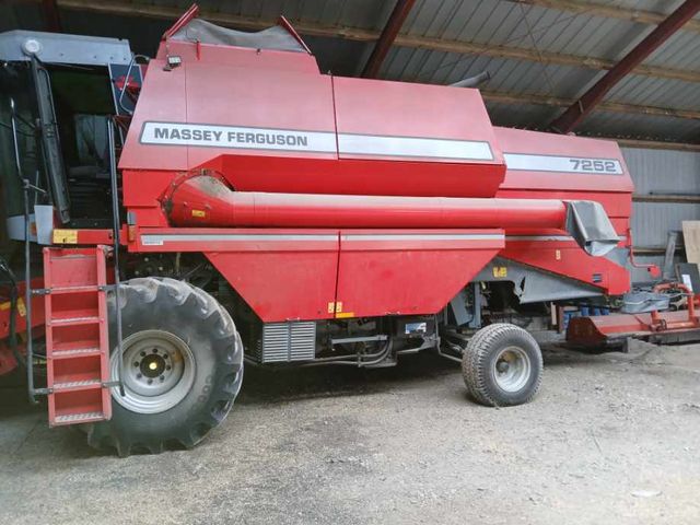 Massey Ferguson 7252