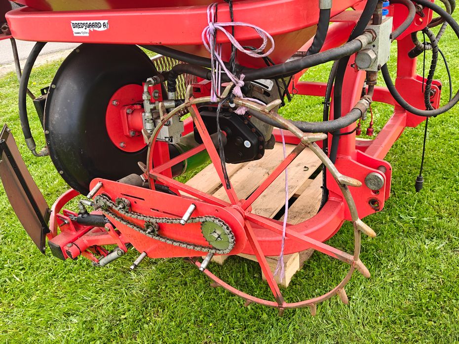 Maschio Gaspardo MANTA ISOTRONIC 12-75 XL Med fronttank - Majsmaskiner - Majssåmaskine - 6