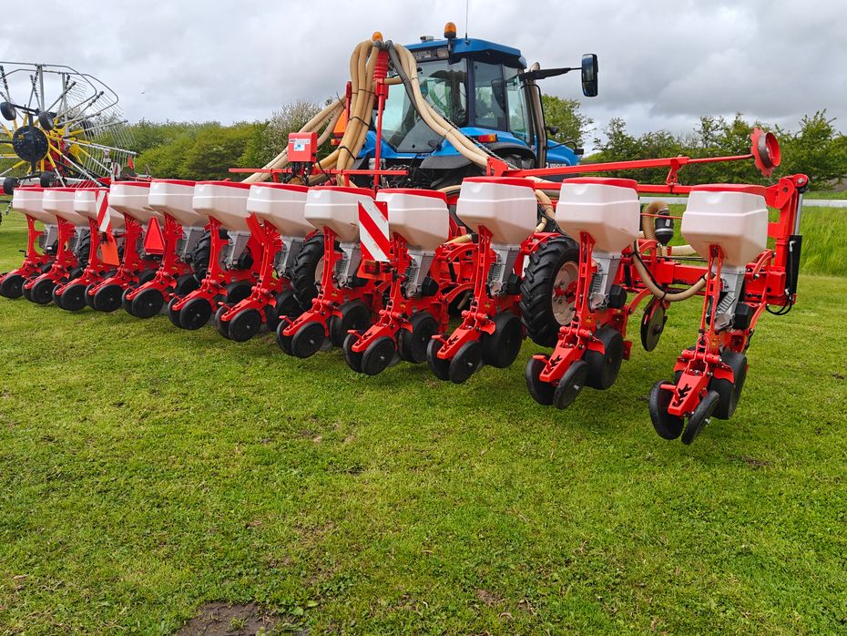 Maschio Gaspardo MANTA ISOTRONIC 12-75 XL Med fronttank - Majsmaskiner - Majssåmaskine - 7