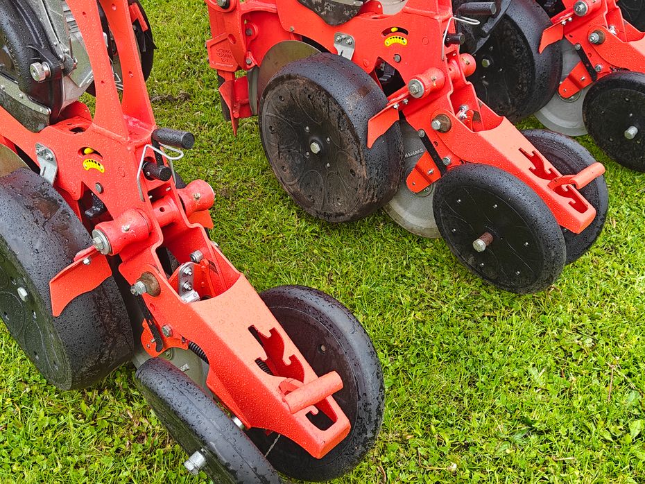 Maschio Gaspardo MANTA ISOTRONIC 12-75 XL Med fronttank - Majsmaskiner - Majssåmaskine - 17