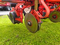 Maschio Gaspardo MANTA ISOTRONIC 12-75 XL Med fronttank - Majsmaskiner - Majssåmaskine - 11