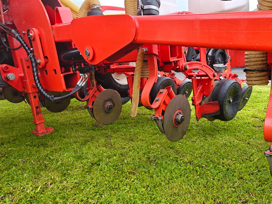 Maschio Gaspardo MANTA ISOTRONIC 12-75 XL Med fronttank - Majsmaskiner - Majssåmaskine - 19