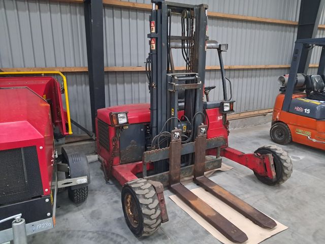 Moffett M4 25.3