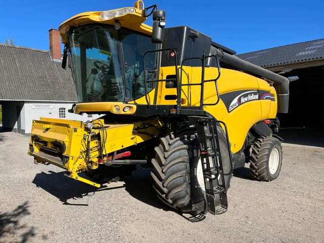 New Holland CX 840