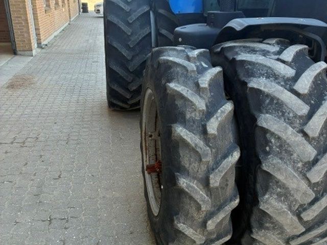 Traktor dæk /tvilling montering 