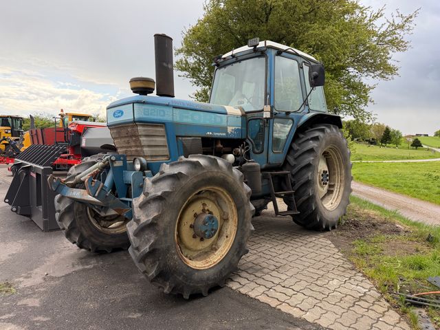 Ford 8210