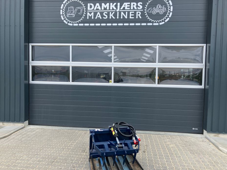 Avant 520 teleskop Avant overfaldsklo 80cm - Læssemaskiner - Minilæssere - 1