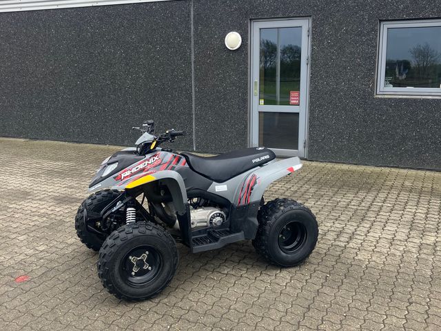 Polaris Phoenix 200