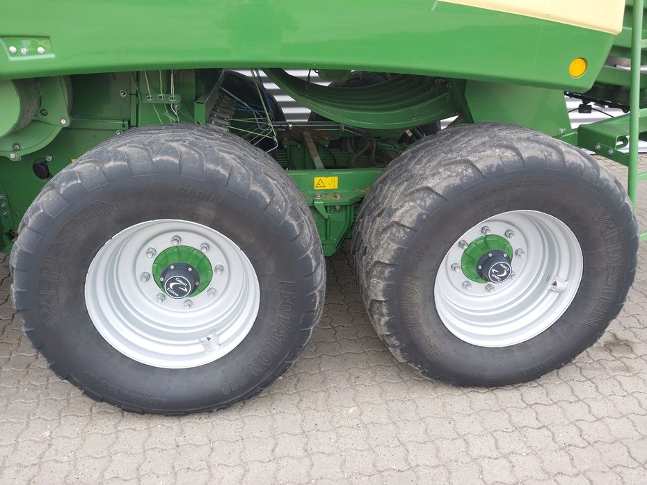 KRONE BigPack 1270 - Pressere - Midi bigballe - 8