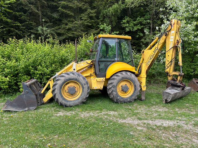 New Holland LB115B-4PS