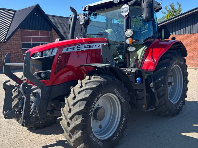 Massey Ferguson 6715S Dyna 6