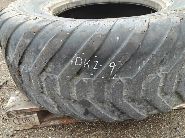 De Molen 425/65R22.5