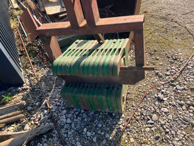 John Deere Frontvægte 50 kg.