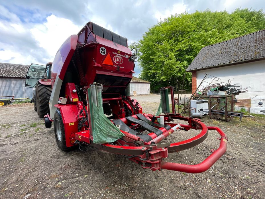 Lely Welger RPC 445 Tornado Kombipress Kombi Presser - Pressere - Rundballe - 3