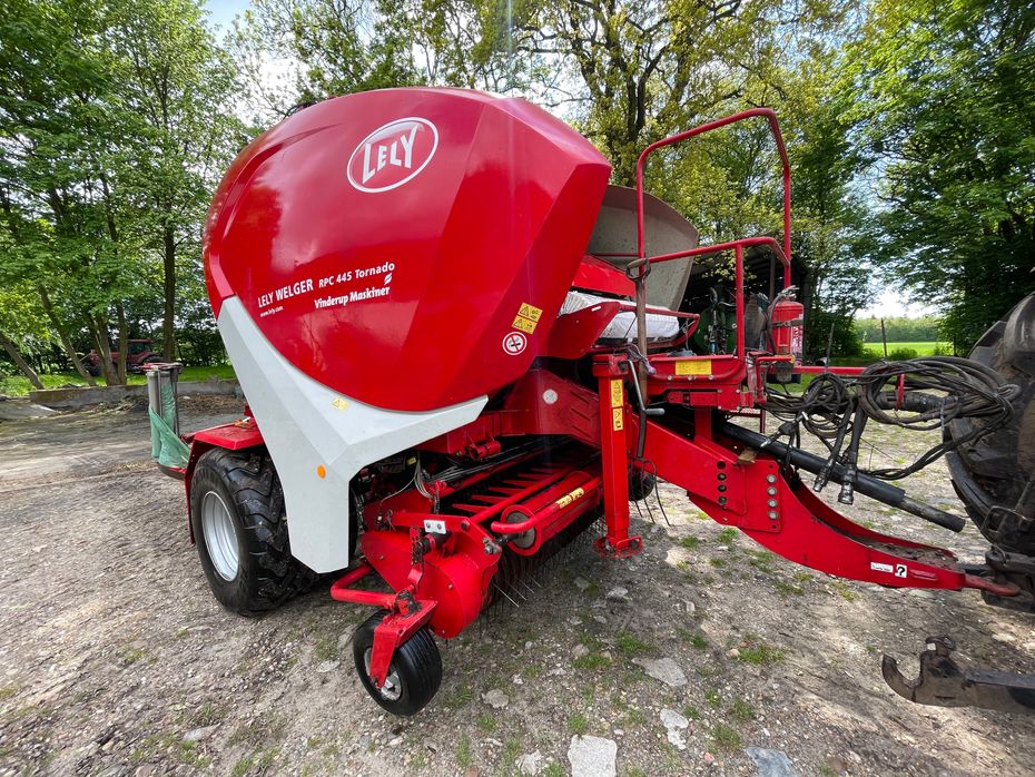 Lely Welger RPC 445 Tornado Kombipress Kombi Presser - Pressere - Rundballe - 6