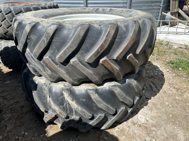 Hardi Bred dækmontering til Hardi trailersprøjte.