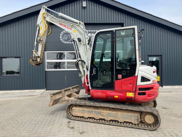 Takeuchi TB260