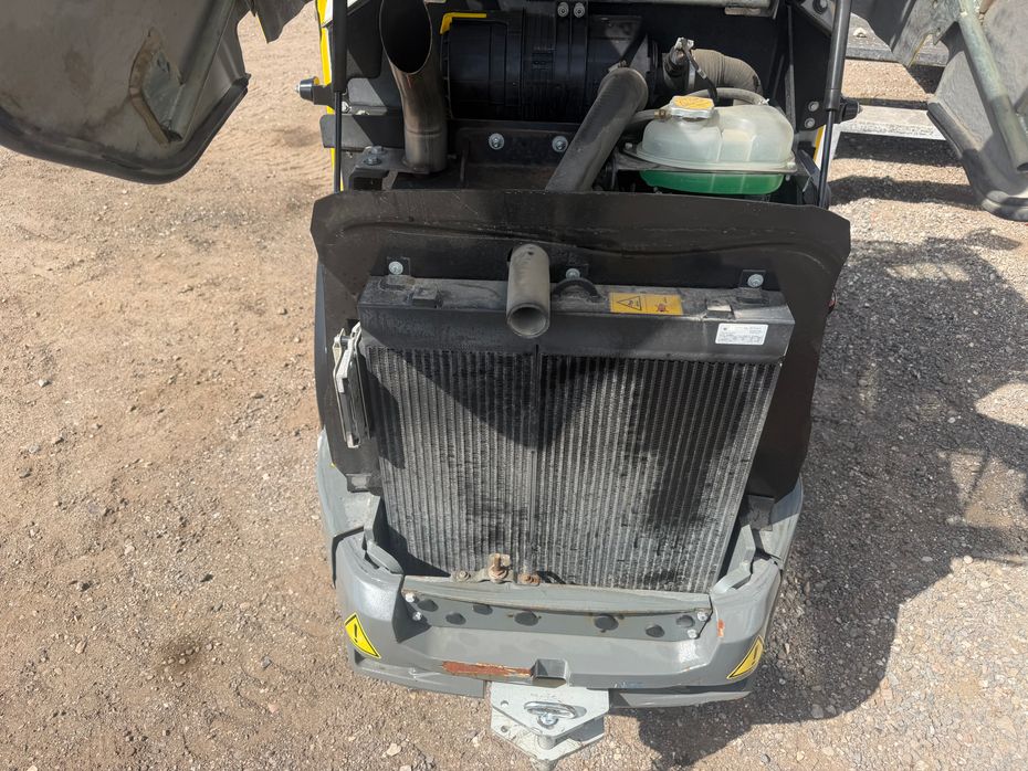 Wacker Neuson WL28 LUKKET KABINE, SKOVL OG GAFLER, HYDRAULISK SKIFT - Læssemaskiner - Minilæssere - 6