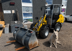 Wacker Neuson WL28 LUKKET KABINE SKOVL OG GAFLER HYDRAULISK SKIFT