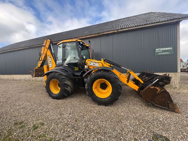 JCB 4CX