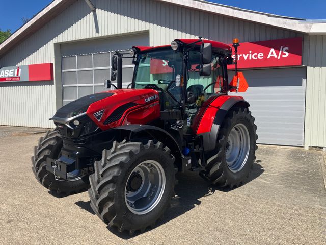 Case IH Farmall 100 A