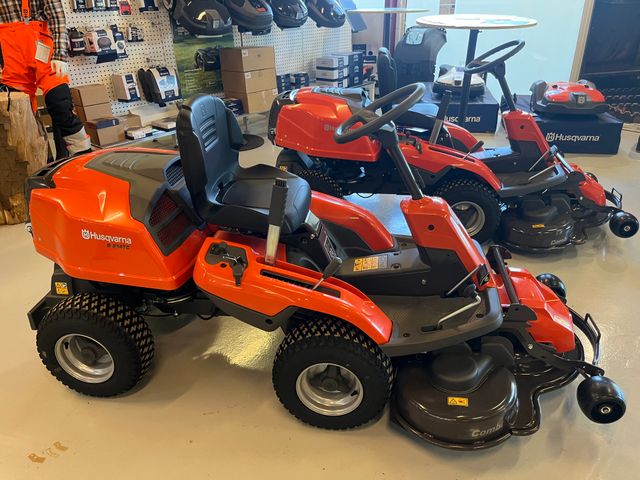 Husqvarna R214TC. inkl. 103cm klipperdæk