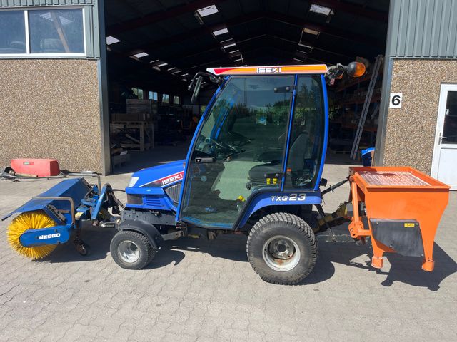 Iseki TXG 23 Traktor 4 WD