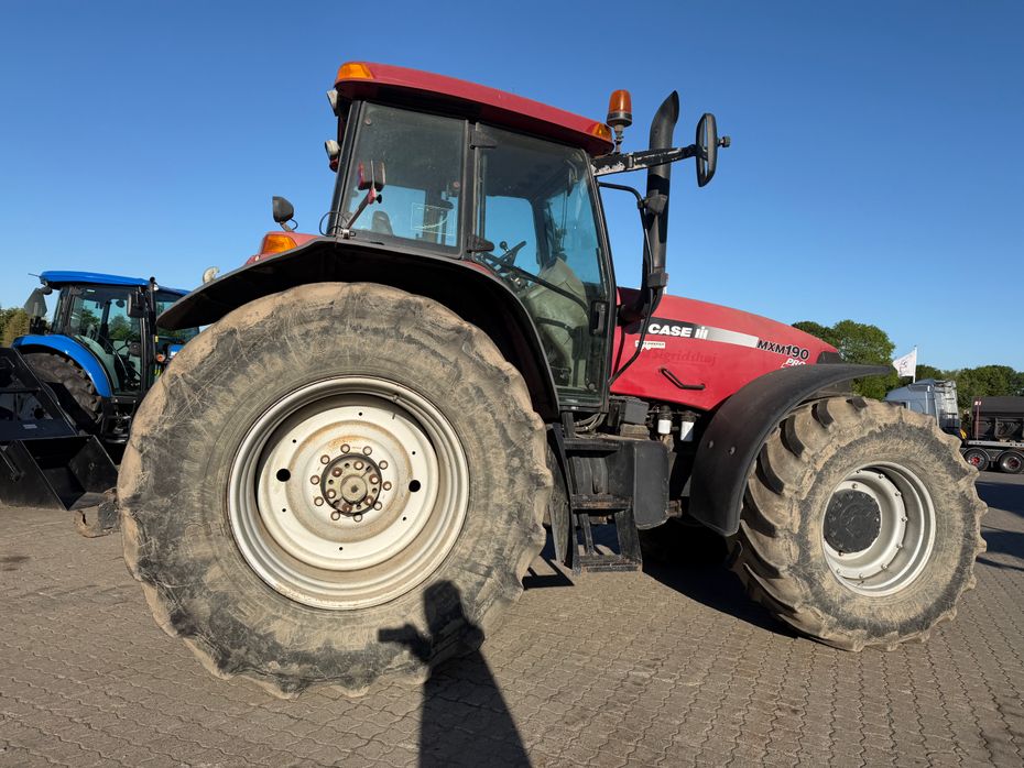 Case IH MXM 190 PRO KUN 5600 TIMER OG FULD AFFJEDRING! - Traktorer - Traktorer 4 wd - 4