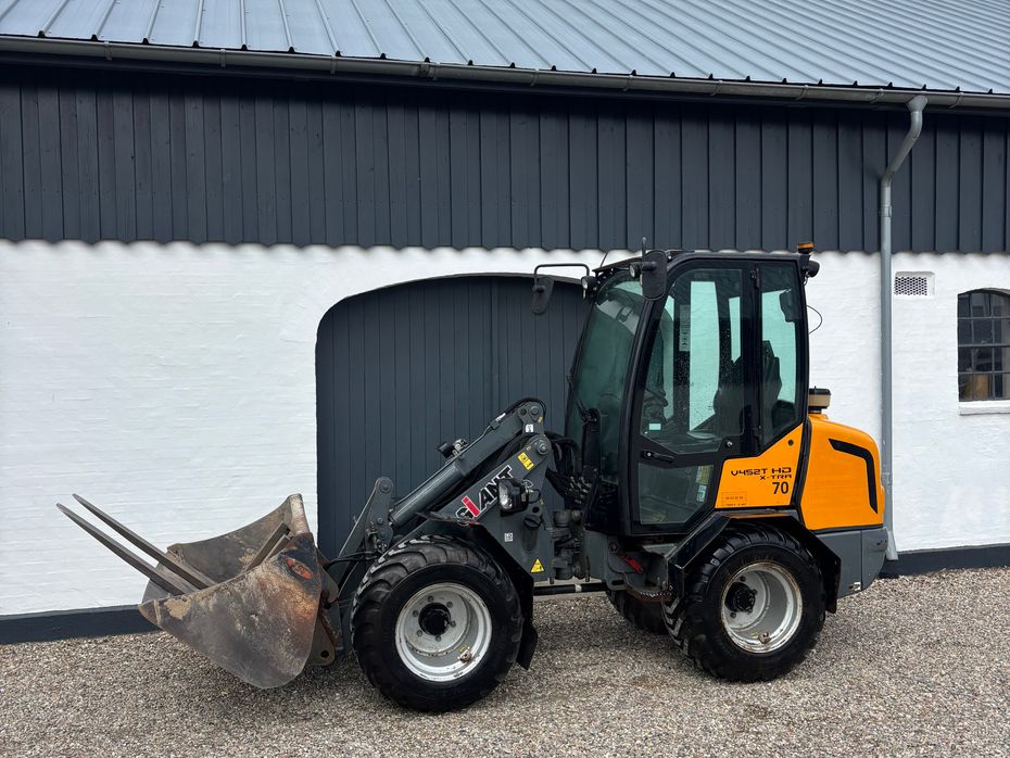 Giant V452T HD X-tra Hd - Læssemaskiner - Minilæssere - 1