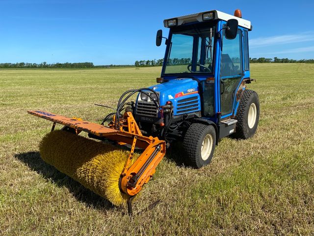 Iseki TF330 