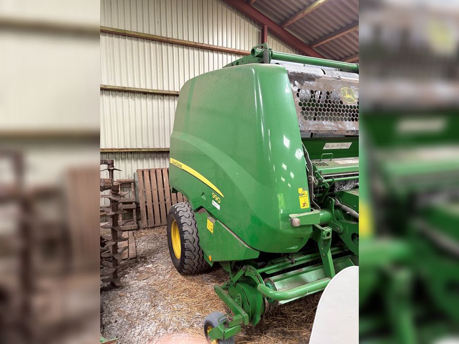 John Deere 990 - Pressere - Rundballe - 2