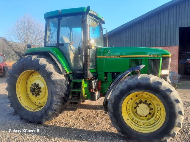 John Deere 7800