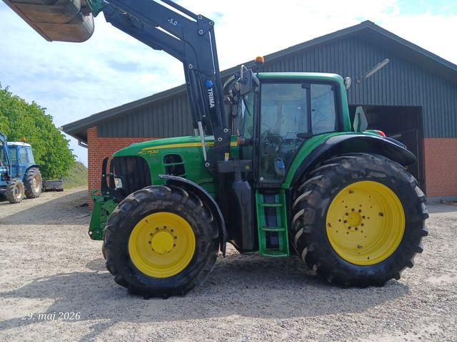 John Deere 7530 Præmium Plus Auto Quard med Trima frontlæsser og frontlift