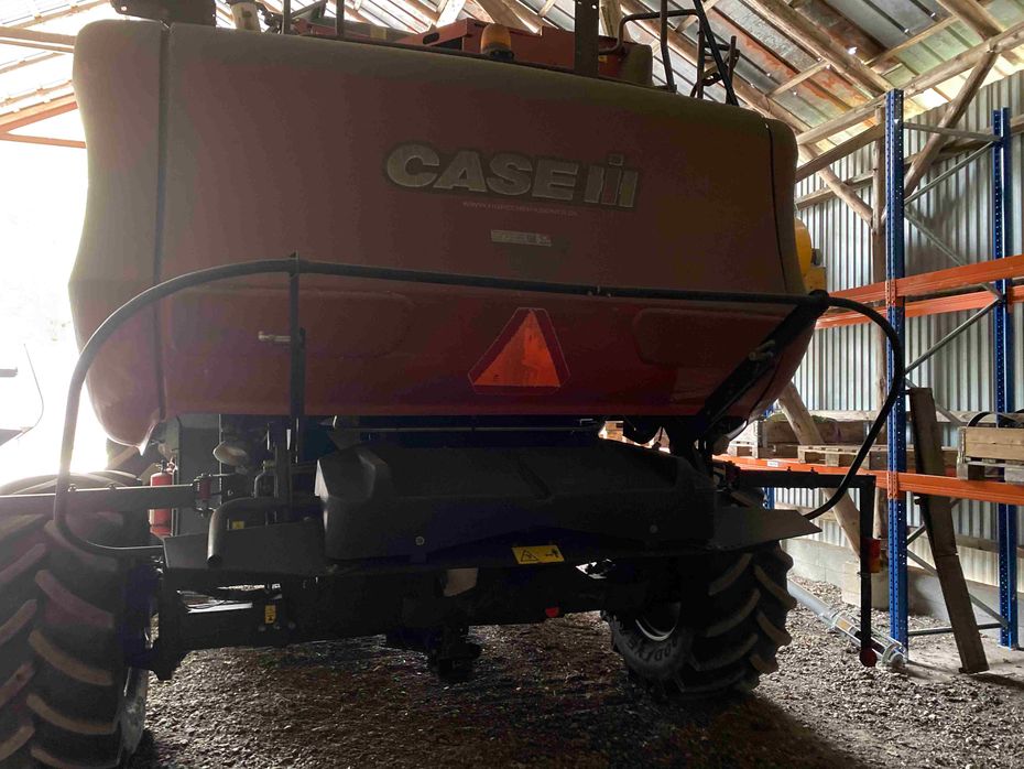 Case IH Axial Flow 9010 Med MacDon D60-D - Høstmaskiner - Mejetærskere - 8