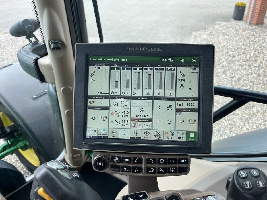 John Deere 6230R - Traktorer - Traktorer 4 wd - 5