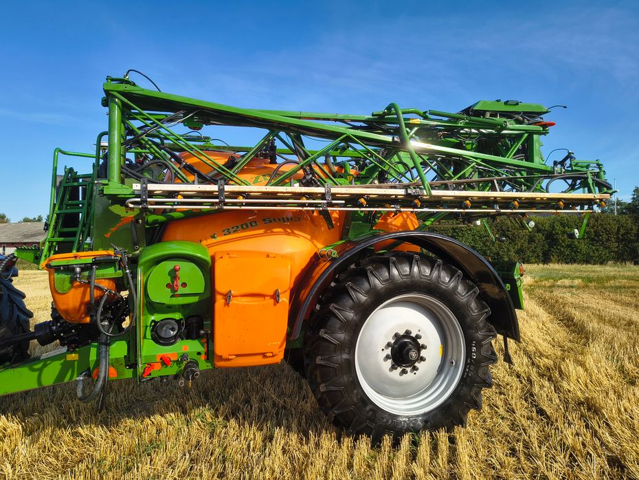 Amazone UX 3200 - Sprøjter - Trailersprøjter - 1