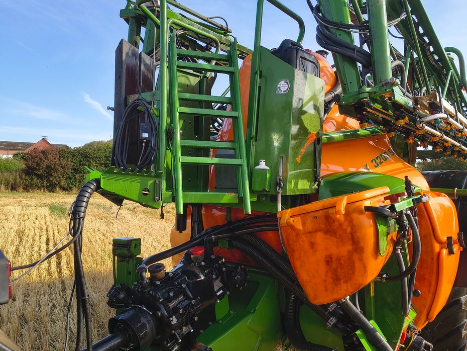 Amazone UX 3200 - Sprøjter - Trailersprøjter - 2