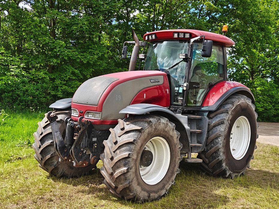 Valtra S260 - Traktorer - Traktorer 4 wd - 1